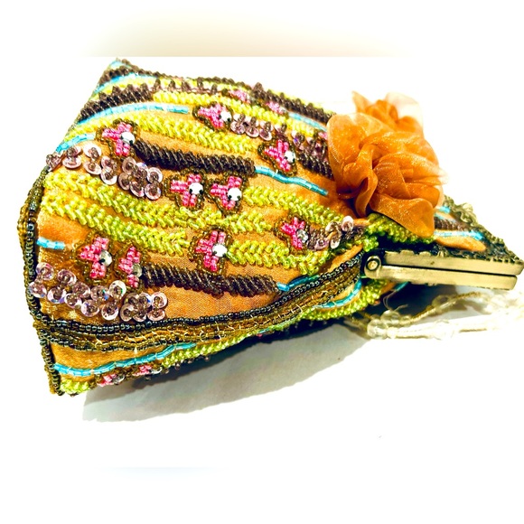 Beautiful Sparkling Hand Beaded with Chiffon Rosses Evening Bag - Picture 10 of 14